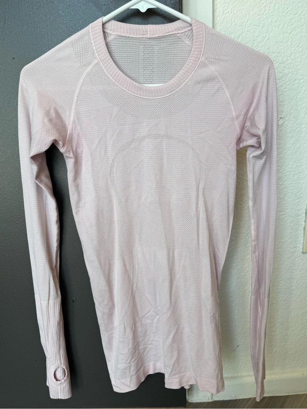 lululemon athletica Light Pink Seamless Long-Sleeve Top